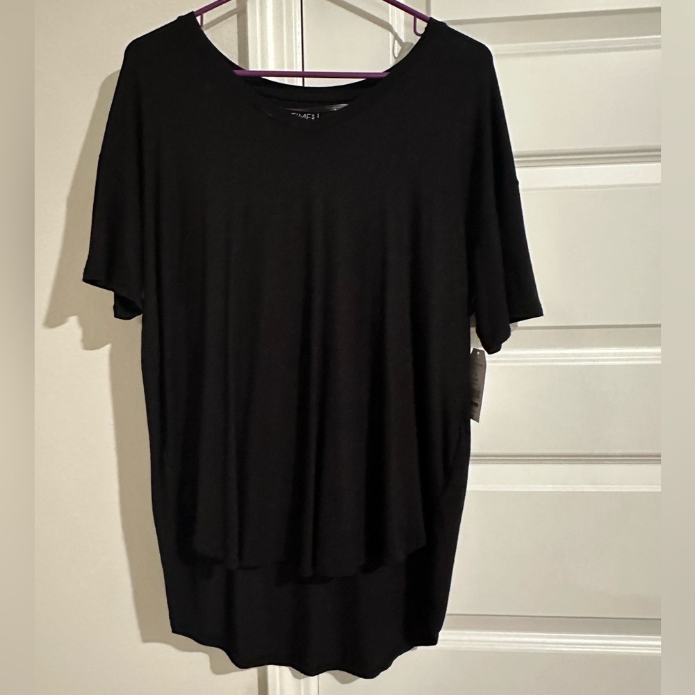 Black T-shirt